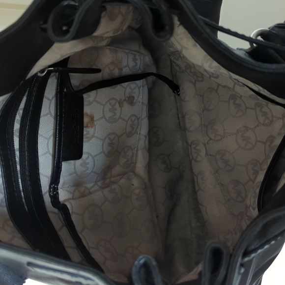 MICHAEL KORS Black Leather Bag with Padlock - Picture 6 of 6